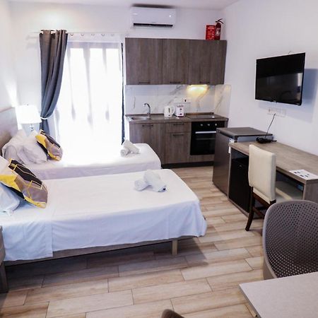 Napoli Suites Studios Aparthotel Saint Julian's Eksteriør bilde