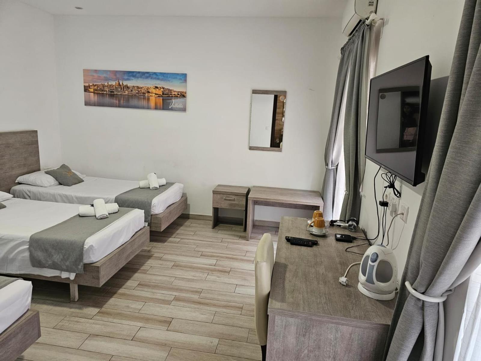 Napoli Suites Studios Aparthotel Saint Julian's Eksteriør bilde