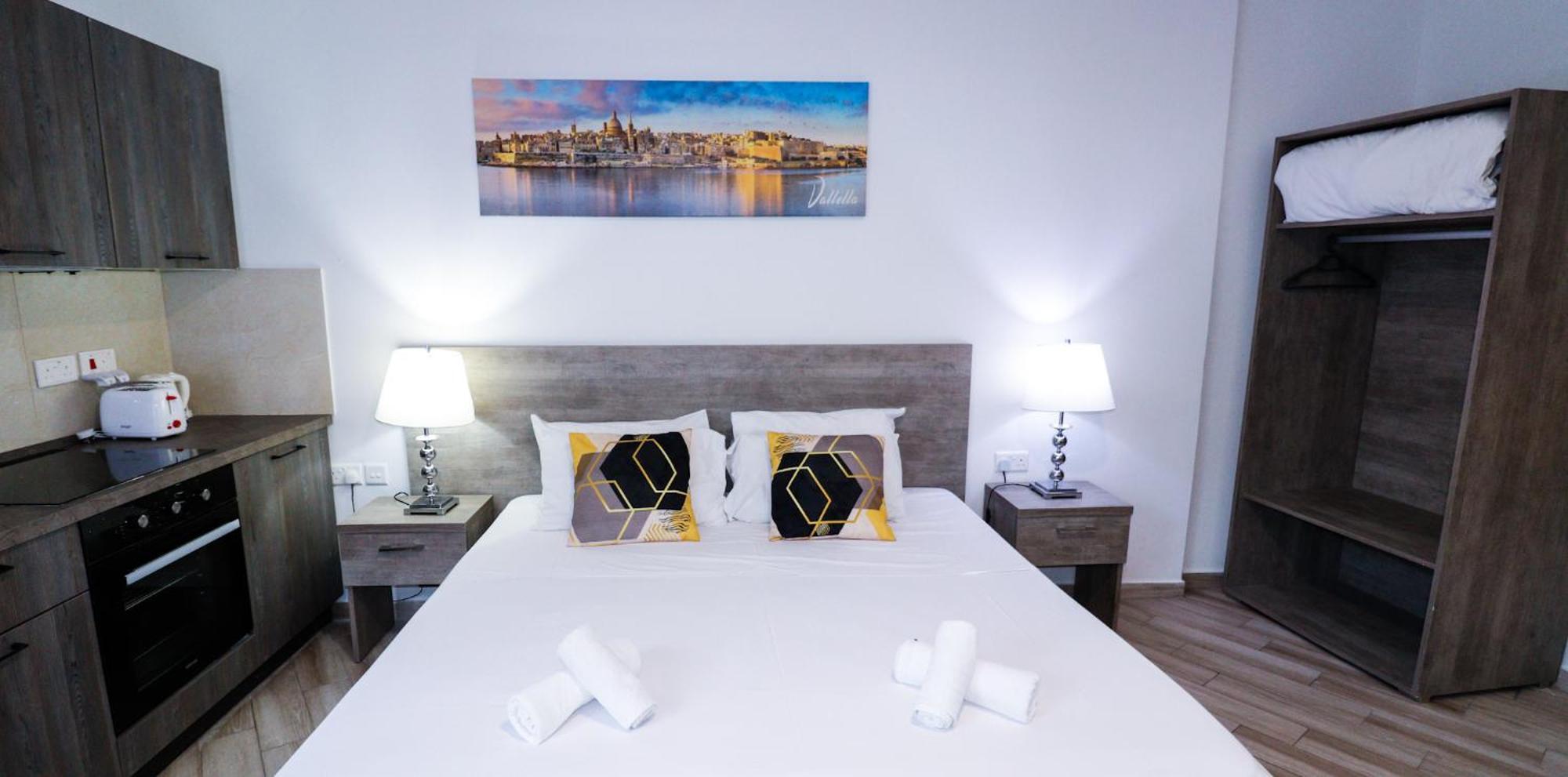 Napoli Suites Studios Aparthotel Saint Julian's Eksteriør bilde