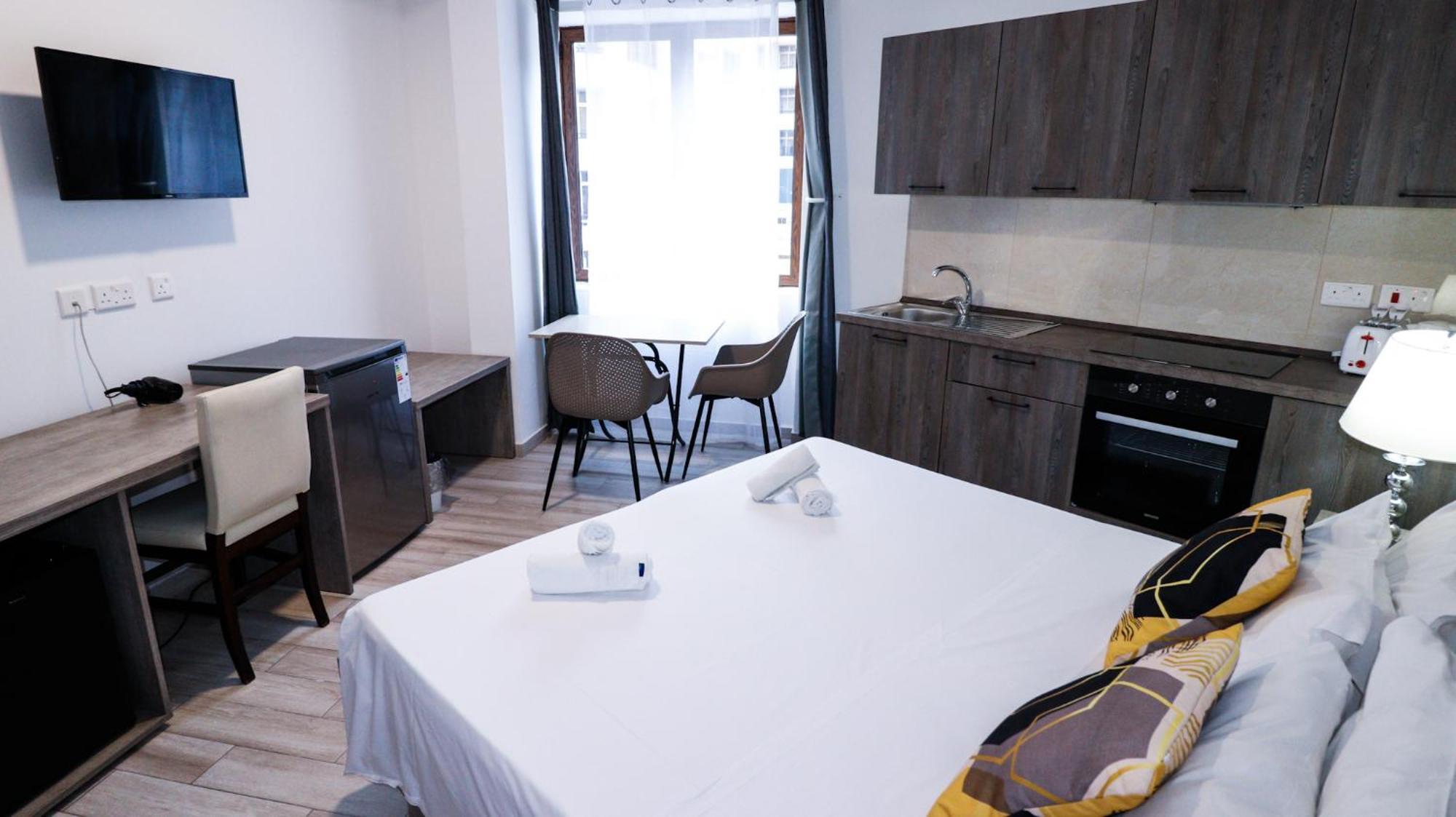 Napoli Suites Studios Aparthotel Saint Julian's Eksteriør bilde