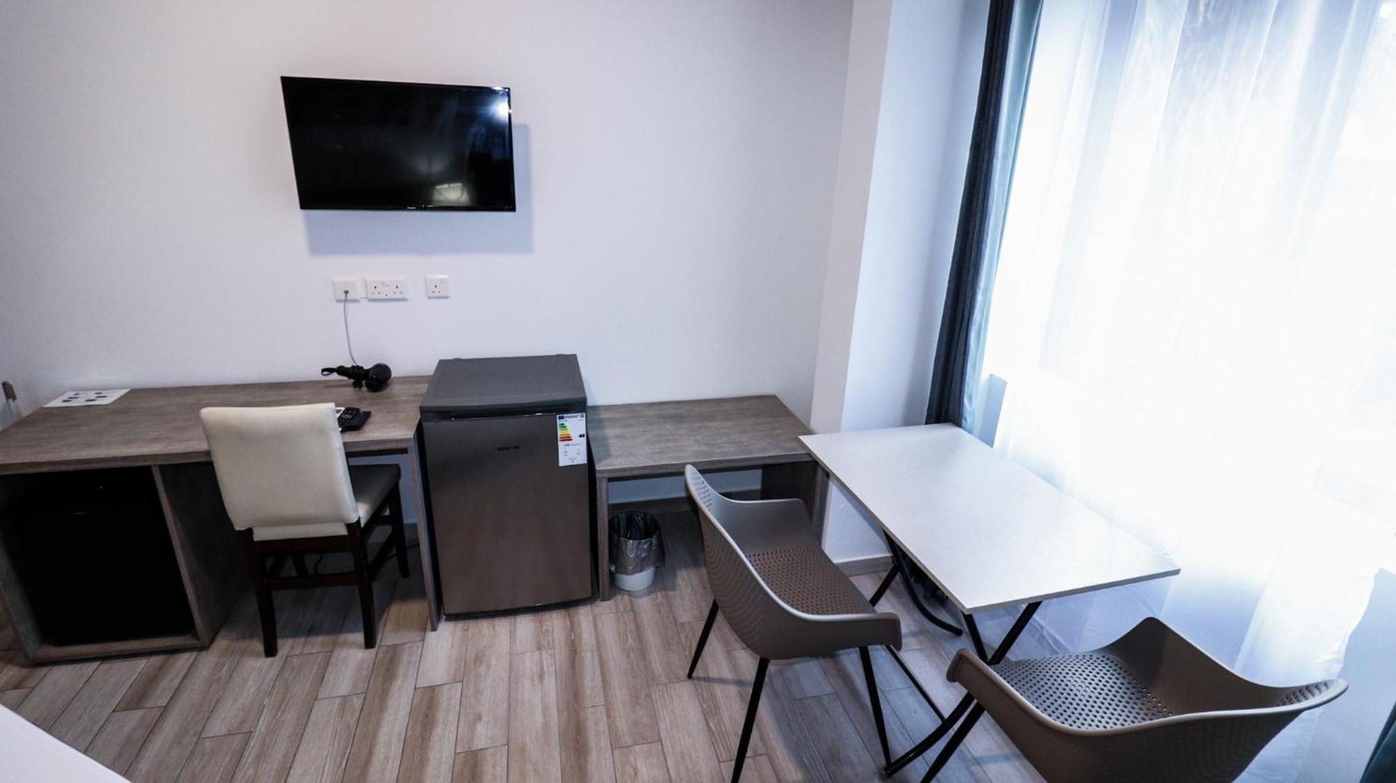 Napoli Suites Studios Aparthotel Saint Julian's Eksteriør bilde