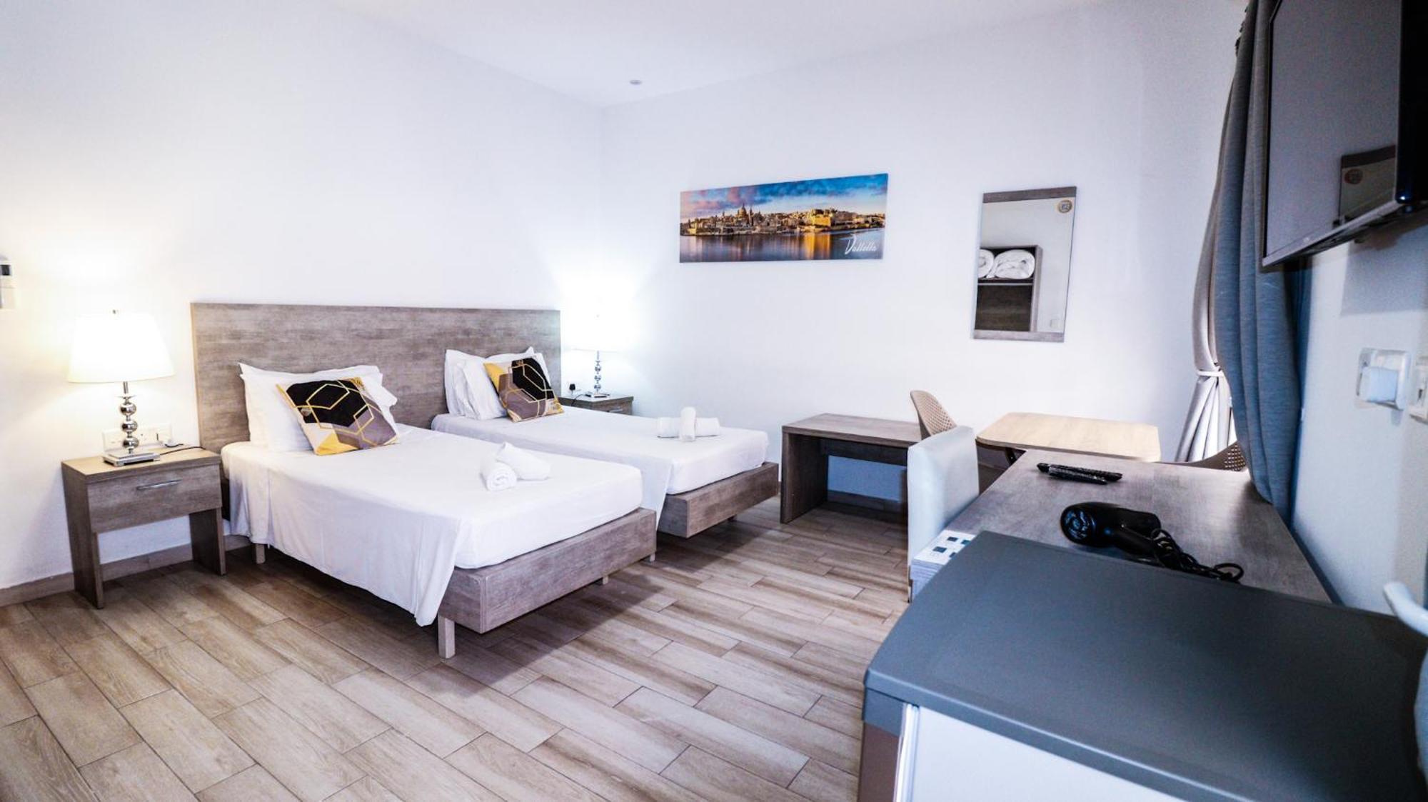 Napoli Suites Studios Aparthotel Saint Julian's Eksteriør bilde