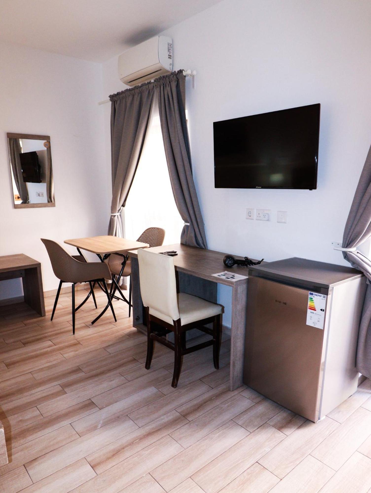 Napoli Suites Studios Aparthotel Saint Julian's Eksteriør bilde