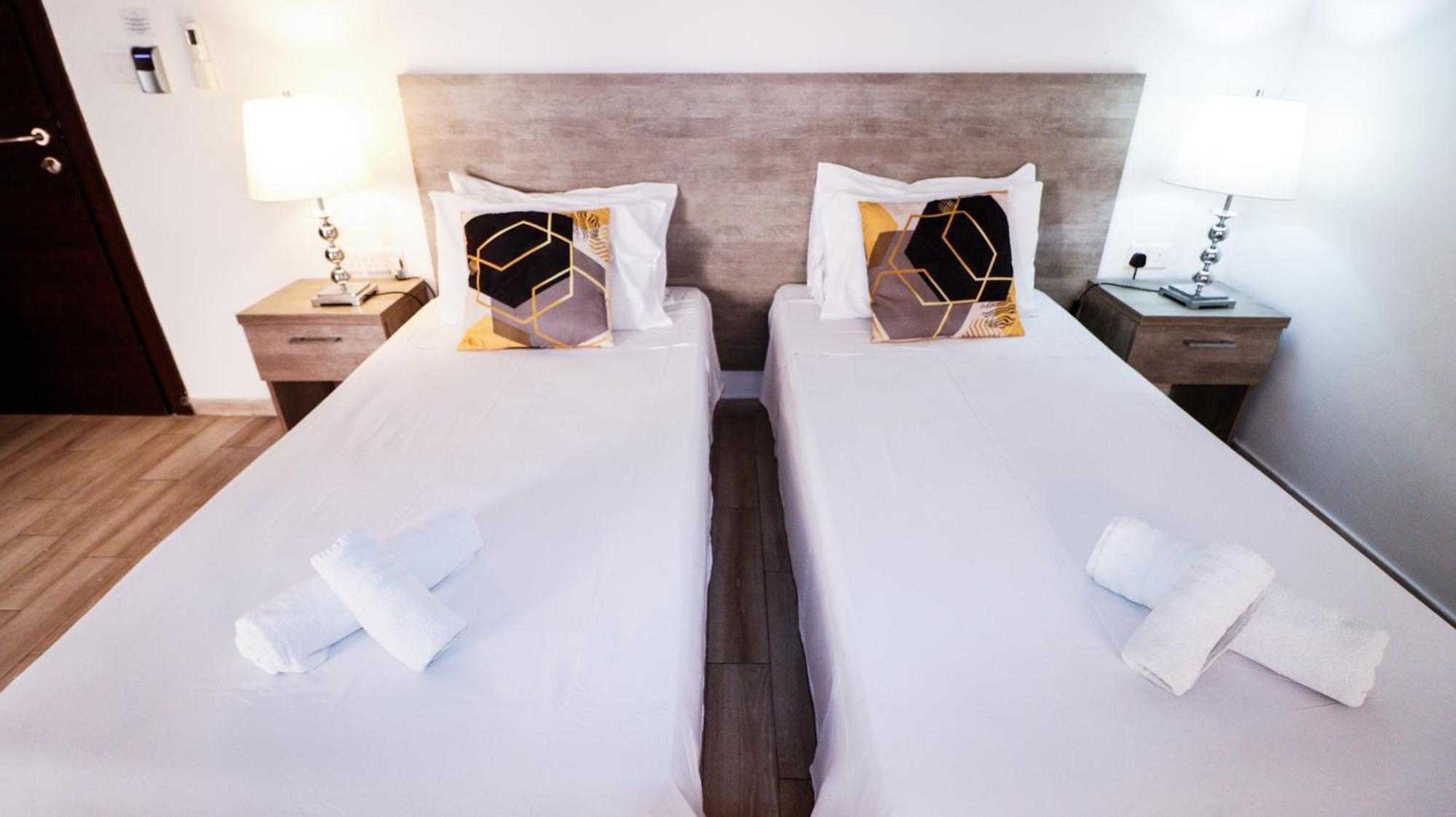 Napoli Suites Studios Aparthotel Saint Julian's Eksteriør bilde