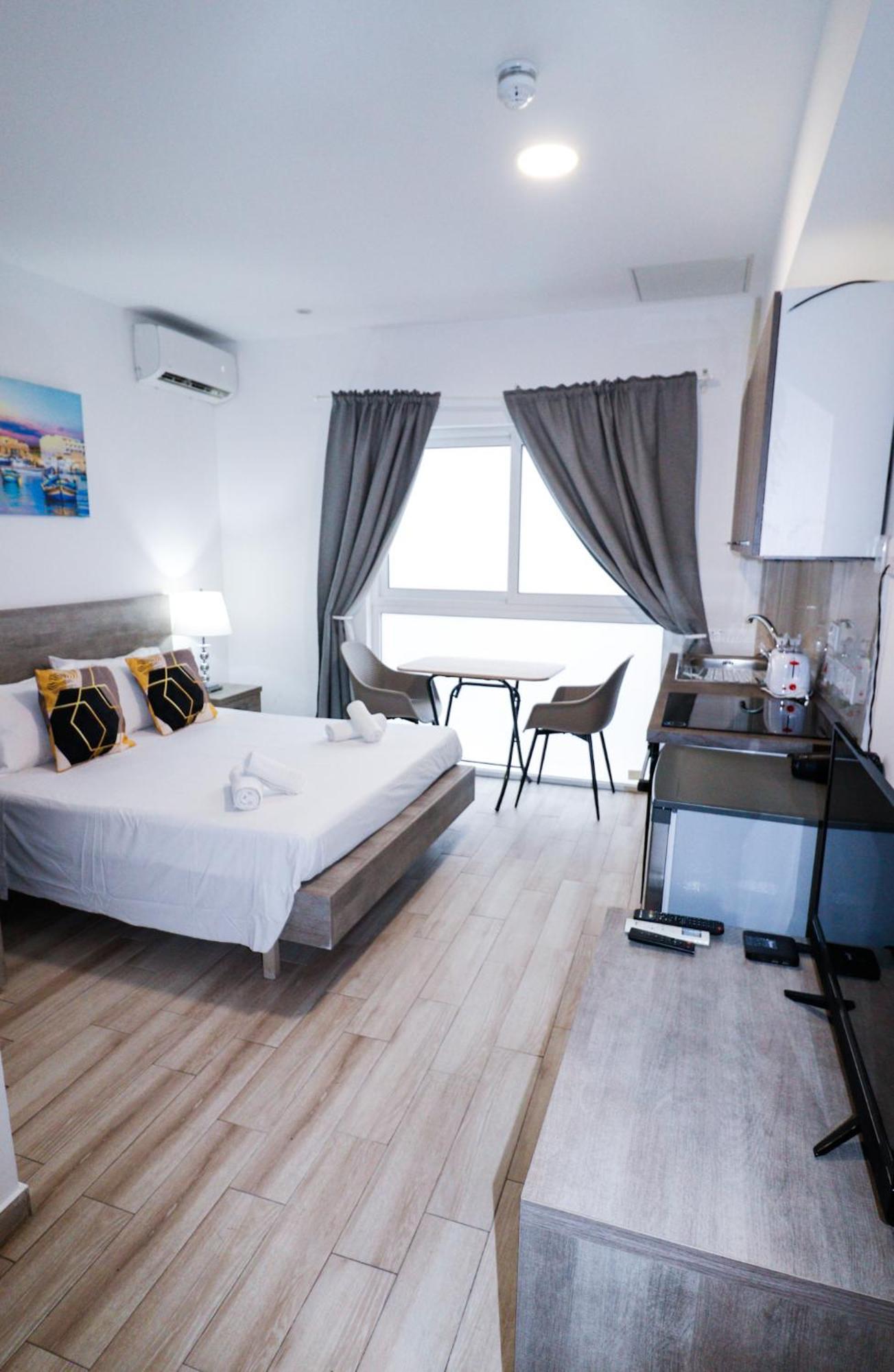 Napoli Suites Studios Aparthotel Saint Julian's Eksteriør bilde